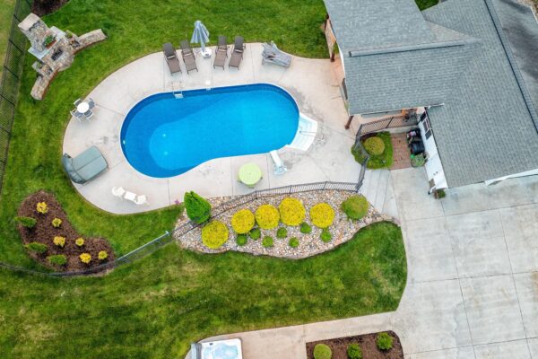 112 Meadowview Place, SW $399,999
